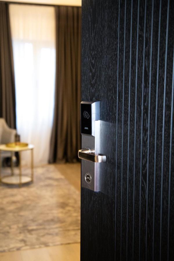 Triss Hotel Tirana Zewnętrze zdjęcie