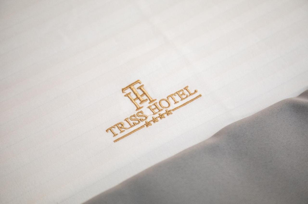 Triss Hotel Tirana Zewnętrze zdjęcie