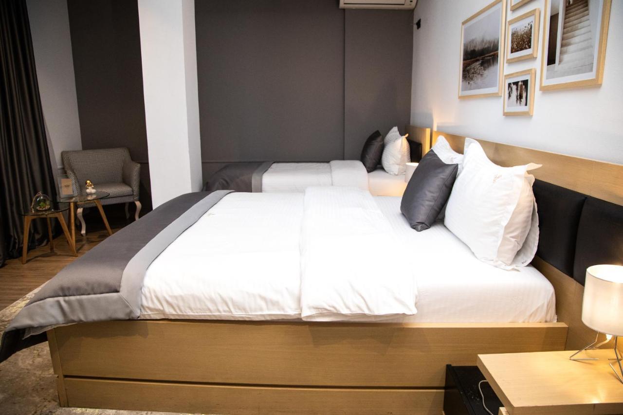 Triss Hotel Tirana Zewnętrze zdjęcie
